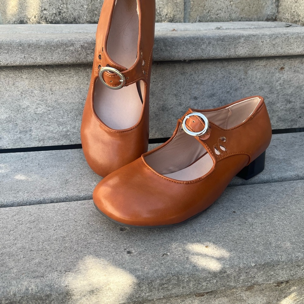 HARPER & LANE Emilia - Comfortable Leather Sandals Brown / 10